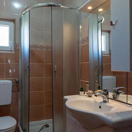 Josipovic Apartament *