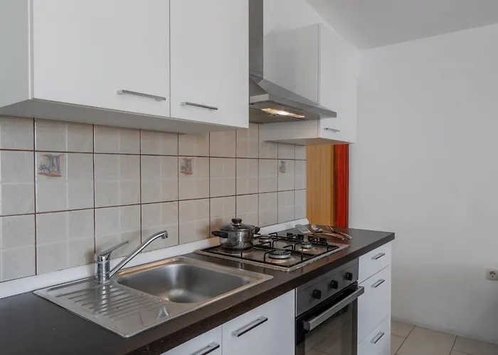 Apartment Josipovic Vir