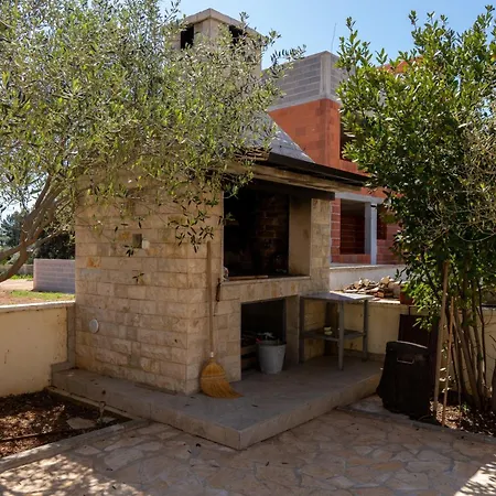 Josipovic Apartment Vir