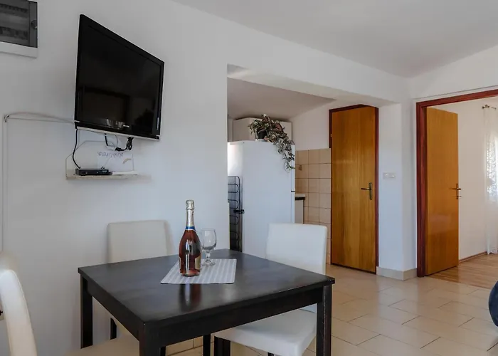 Josipovic Appartement Vir